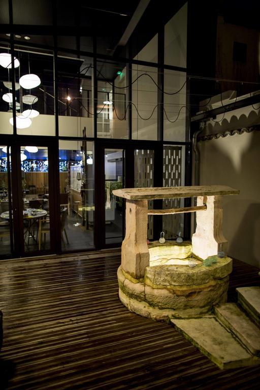 Aux Terrasses Hotel Tournus Kültér fotó